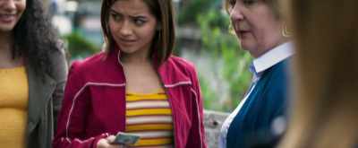 - Uh-huh.
- Thanks, Grandma Sandy. Thanks! - Instant Family