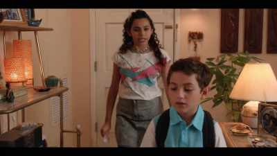 - Uh, I ain't bring no books. - Gordita Chronicles