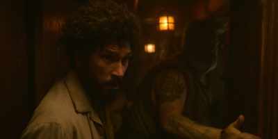 - Uh, if I can sleep in here tonight?
- With us? - Our Flag Means Death