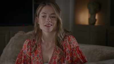 Uh, I guess I can
tell her how I'm feeling? - The Wrong Life Coach