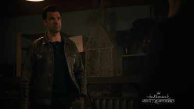 Uh, I guess whoever killed
Colton wanted a patsy. - Chronicle Mysteries: Vines that Bind