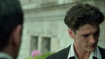 - Uh...
- I hope you had a chance to meet - Grand Hotel