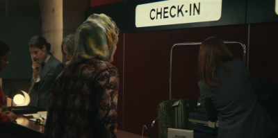 Uh, I-I have a reservation
under Macray. - Mrs. America