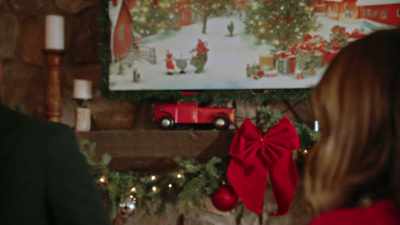 Uh, I'm going to go
help with the pack up. - The Jinglebell Jubilee