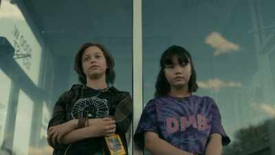 Uh, I'm sorry I shot you. - Paper Girls