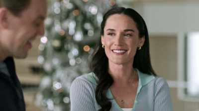 - Uh, this is great.
Without a doubt, - A Sprinkle of Christmas
