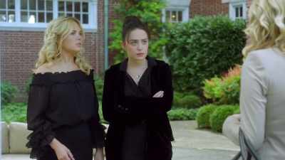 Uh, this is the
theta house, right? - Secrets on Greek Row