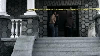 Uh, isn't this a crime scene? - Supernatural