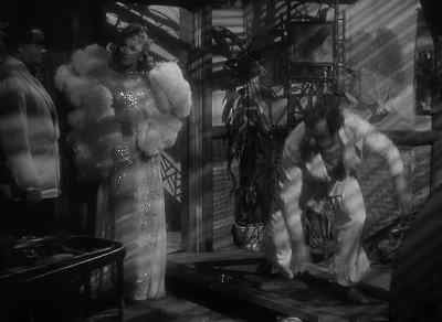 Uh... it was stuck. - Seven Sinners