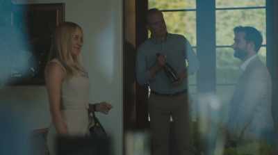 -Uh, Jack and coke.
-Jack and coke, perfect. - Beatriz at Dinner