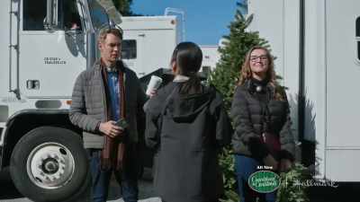 Uh, jamie, please thank
jill for her concern - Lights, Camera, Christmas!