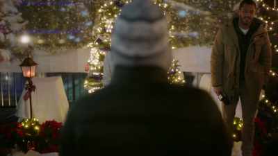 Uh, just a few quick things, uh,
once our cameras start rolling, - Cloudy with a Chance of Christmas