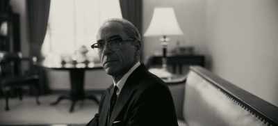 Uh, Kennedy. John F. Kennedy. - Oppenheimer