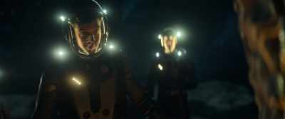 Uh, Lieutenant,
I don't think that's a... - Star Trek: Strange New Worlds