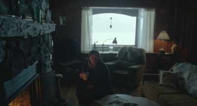 Uh, listen,
I can't come back tonight. - The Lodge