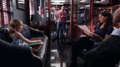 Uh, Molly? - Hawaii Five-0