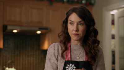 Uh... they moved up the call
time - Christmas, Love and Fudge