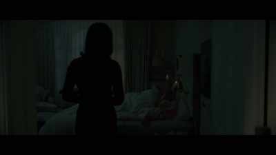 Uh, Mum, Dad, I need to talk to you. - Black Cake