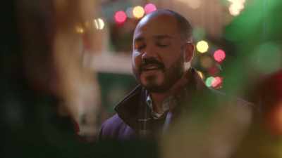 - Uh, "my christmas wish is... - Toying with the Holidays