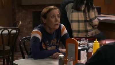 Uh, nah,
apparently, the universe - The Conners