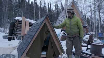 Uh, now I just add
finishing touches. - Life Below Zero: Next Generation
