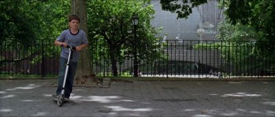 Uh oh her doorman's looking at me - Little Manhattan