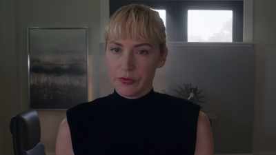 Uh-oh. New friend has an iris scanner. - Leverage: Redemption