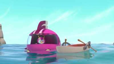 Uh oh...
There's the Commodore's boat, - Top Wing
