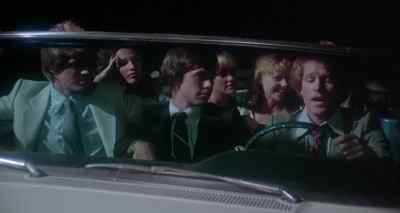 Uh oh, we're running low on gas. - Gas Pump Girls