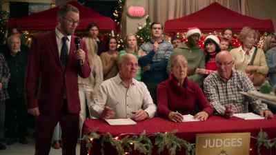 Uh-oh, we've got a wiggler. - Christmas, Love and Fudge
