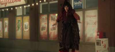 Uh-oh. Winnie, I'm surfing. - Hocus Pocus 2