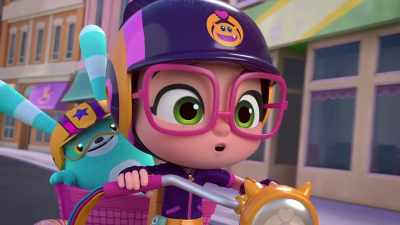 Uh-oh! Zoomer-view specs,
activate. - Abby Hatcher