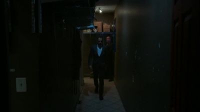 ♪ Uh ♪ - Elementary