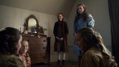 Uh... - Anne with an E