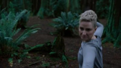 UH! - The 100