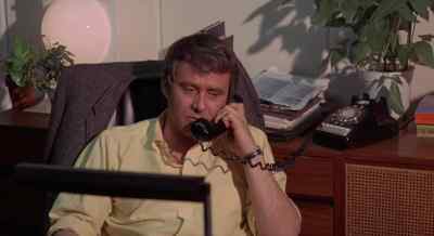 Uh, Sergeant, this is Dr. James Hayes. - Count Yorga, Vampire