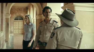 Uh, she was slurring her
speech, smelled of alcohol, - Mystery Road: Origin