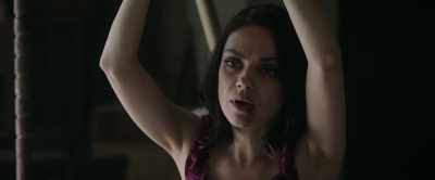 Uh, she's my best friend.
We know everything about each other. - The Spy Who Dumped Me