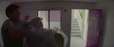 Hey. Hey. Uh, you should be using longer strips. It works better. - The Florida Project
