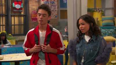 Uh... so, so you're a
straight-a student, right? - Raven's Home