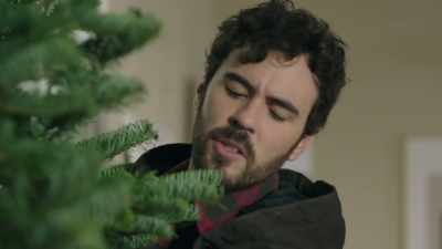 -Uh, straight?
-Excuse me? - The Christmas Setup
