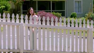 - Uh, sure. Do you know
if Alan Baker lives here? - My Husband's Seven Wives