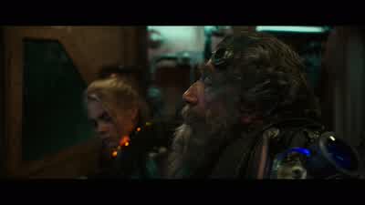 Uh, the thing, down. - Valerian and the City of a Thousand Planets