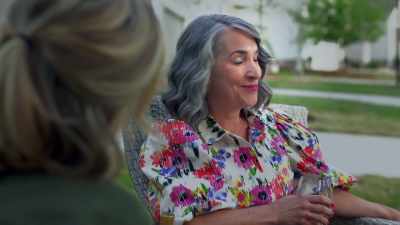 - Uh, and then, that's you.
- Yes. - The Neighbors Are Watching