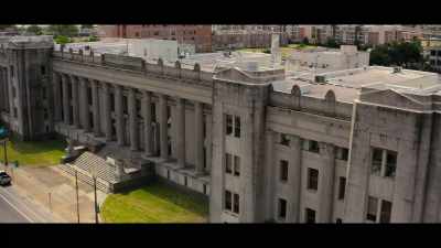 Uh, there would be
many people in the courthouse, - The Pharmacist