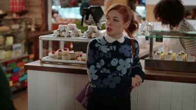 - Uh, two Cheese-- - Zoey's Extraordinary Playlist