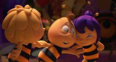 Uh-uh. He's dancing with me. - Maya the Bee: The Honey Games