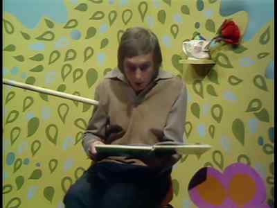 Uh. Uh... - Monty Python's Flying Circus