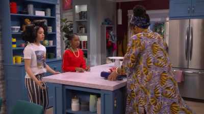 Uh-uh. To fix that,
you need a professional. - That Girl Lay Lay