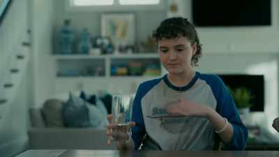 Uh... um, - Paper Girls